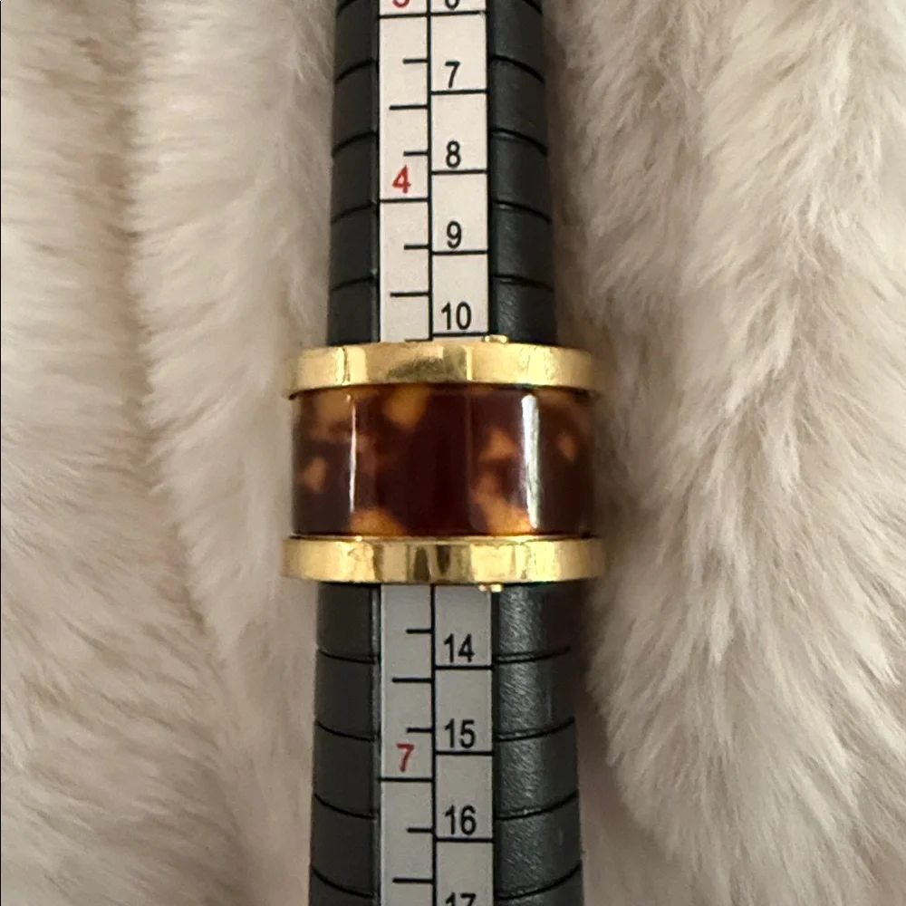MICHAEL Michael Kors Gold and Brown Tortoise Shell Ring SZ 6 - Picture 6 of 6